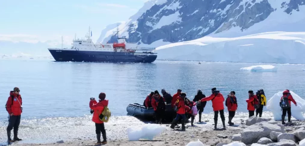 Turismo na Antártida